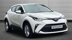 Pure white Used 2023 Toyota C-HR SUV | £19,195 (Fair price)