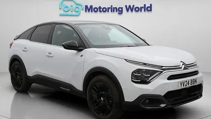 Used Citroën e-C4 100 kW (136 HP) 2024 White Hatchback