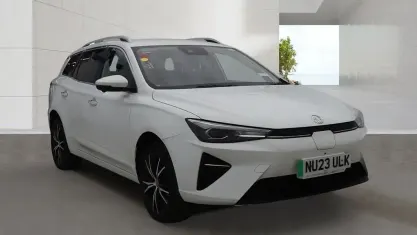 Używany MG MG5 EV Trophy 114 kW (156 KM) 2022 Biały Kombi