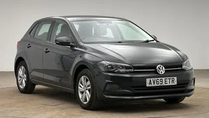 Used VW Polo SE 95 HP (69 kW) 2019 Grey Hatchback