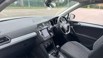 Używany VW Tiguan Match 131 KM (96 kW) 2020 Biały SUV