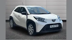 White Used 2023 Toyota Aygo PURE Hatchback | £13,650 (Fair price)