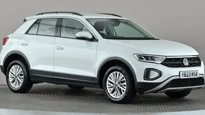 Used VW T-Roc Life 110 HP (80 kW) 2023 White SUV