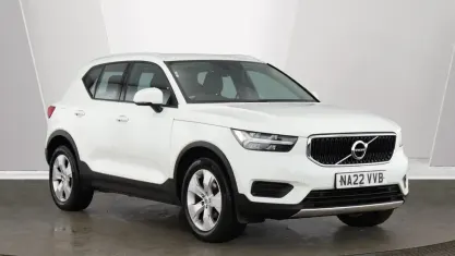 Used Volvo XC40 Momentum 163 HP (119 kW) 2021 Ice white SUV