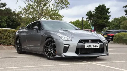 Used Nissan GT-R Recaro 570 HP (419 kW) 2021 Metallic  gun metal Coupe