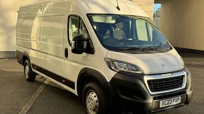 Used Peugeot Boxer Premium 140 HP (102 kW) 2023 Van