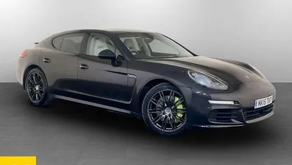 Used Porsche Panamera 416 HP (305 kW) 2015 Grey Hatchback
