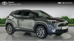 Used 2025 Toyota Yaris Hybrid Design Estate | £23,950 (Fair price)