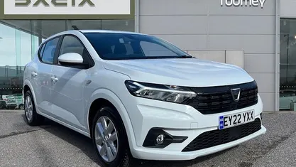Used Dacia Sandero Comfort 101 HP (74 kW) 2022 White Hatchback