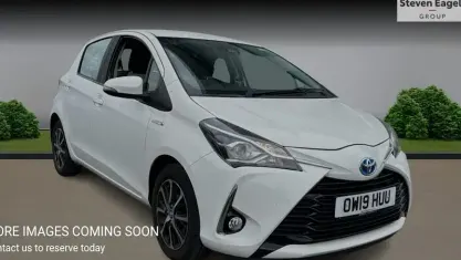Used Toyota Yaris Hybrid 101 HP (74 kW) 2019 Hatchback