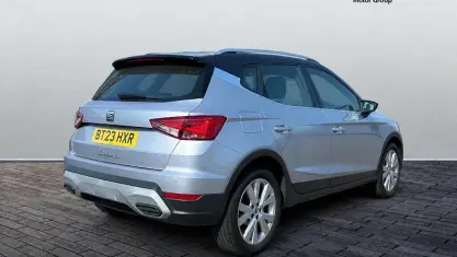 Used Seat Arona Xperience 110 HP (80 kW) 2023 Silver SUV