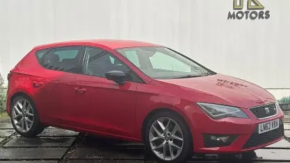 Used Seat Leon FR 179 HP (131 kW) 2013 Red Hatchback