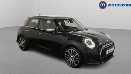 Used Mini Cooper Exclusive 136 HP (100 kW) 2023 Black Hatchback