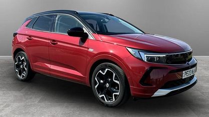 Begagnad Vauxhall Grandland X Ultimate 131 HK (96 kW) 2024 SUV