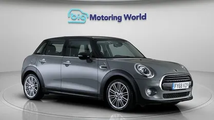 Used 2018 Mini Cooper Hatch Hatchback | £11,100 (Fair price)