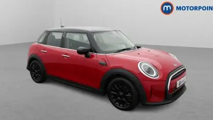 Used Mini Cooper Classic 136 HP (100 kW) 2021 Red Hatchback