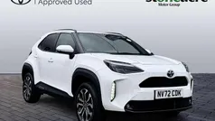 White Used 2023 Toyota Yaris Cross Design SUV | £22,000 (Good price)