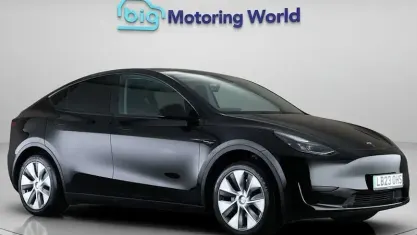 Used Tesla Model Y Standard Range 219 kW (299 HP) 2023 Black SUV