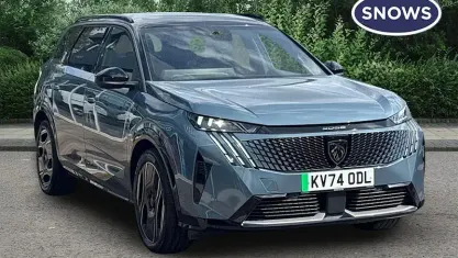 Used Peugeot e-5008 GTi 156 kW (213 HP) 2026 SUV