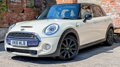 Used Mini Cooper S Hatch 170 HP (125 kW) 2016 Silver Hatchback