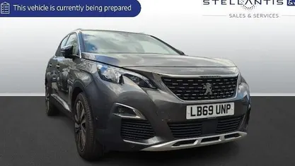 Used Peugeot 3008 Premium 181 HP (133 kW) 2020 SUV