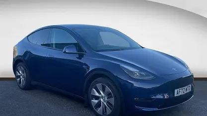 Used Tesla Model Y Long Range AWD 286 kW (389 HP) 2025 SUV