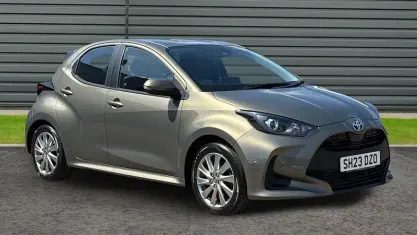 Used Toyota Yaris 116 HP (85 kW) 2023 Black Hatchback