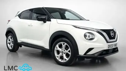 Used Nissan Juke N-Connecta 114 HP (83 kW) 2022 White SUV
