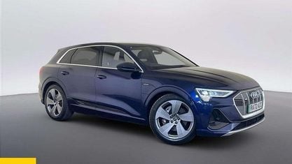 Używany Audi e-tron S-Line 230 kW (313 KM) 2022 Niebieski SUV