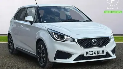 Used MG MG3 Exclusive 106 HP (77 kW) 2024 White Hatchback