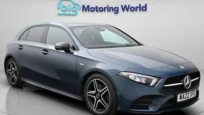 Used Mercedes A180 Executive 136 HP (100 kW) 2022 Blue Hatchback