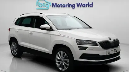Used Skoda Karoq SE L 150 HP (110 kW) 2021 White SUV
