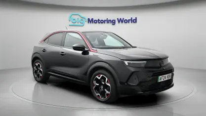 Second-hand Vauxhall Mokka 100 kW (136 CP) 2024 Negru SUV