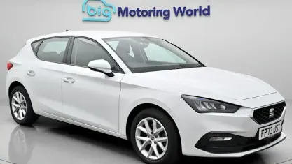 Used Seat Leon SE 110 HP (80 kW) 2023 White Hatchback