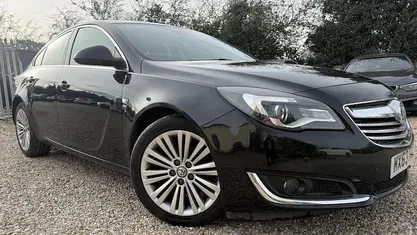 Used Vauxhall Insignia 140 HP (102 kW) 2015 Hatchback
