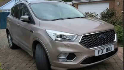 Second-hand Ford Kuga Vignale 182 CP (133 kW) 2019 Maro SUV