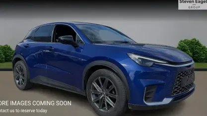 Second-hand Lexus LBX 136 CP (100 kW) 2026 SUV
