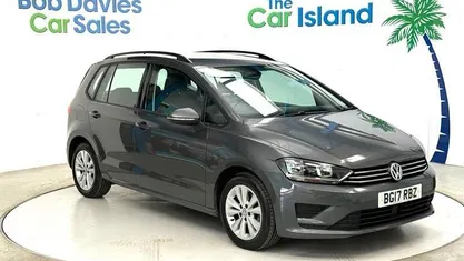 Used VW Golf VII SE 125 HP (91 kW) 2017 Hatchback