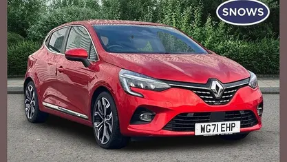 Used Renault Clio V Version S 140 HP (102 kW) 2021 Red Hatchback