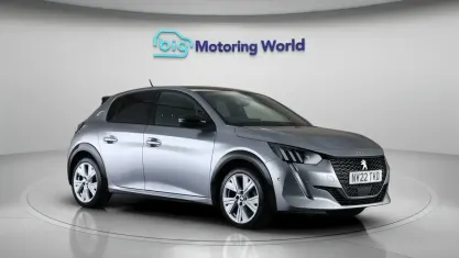 Begagnad Peugeot 208 GT 102 HK (75 kW) 2022 Grå Halvkombi