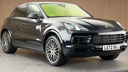 Used Porsche Cayenne Platinum Edition 462 HP (339 kW) 2022 Black SUV