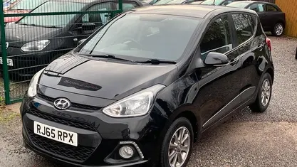 Used 2017 Hyundai i10 Premium Hatchback | £3,695 (Fair price)