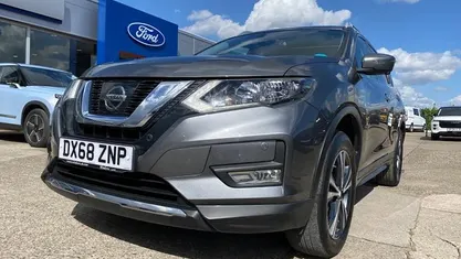 Used Nissan X-Trail N-Connecta 131 HP (96 kW) 2017 Grey SUV