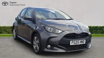 Used Toyota Yaris 116 HP (85 kW) 2025 Decuma grey Hatchback