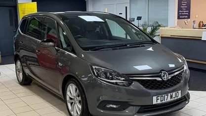Used 2017 Vauxhall Zafira Tourer Elite MPV | £6,995 (Fair price)