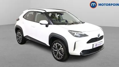 Used 2025 Toyota Yaris Hybrid Estate | £22,949 (Fair price)