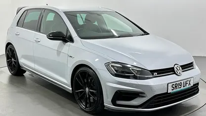 Used VW Golf VII R 300 HP (220 kW) 2019 Hatchback