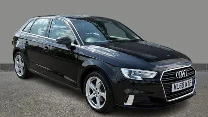 Usado Audi A3 Sportback Sport 116 HP (85 kW) 2019 Citadino