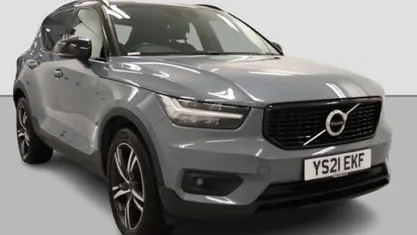 Used Volvo XC40 R-Design 262 HP (192 kW) 2021 SUV