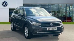 Dolphin grey metallic Used 2022 VW Tiguan Life SUV | £19,096 (Fair price)